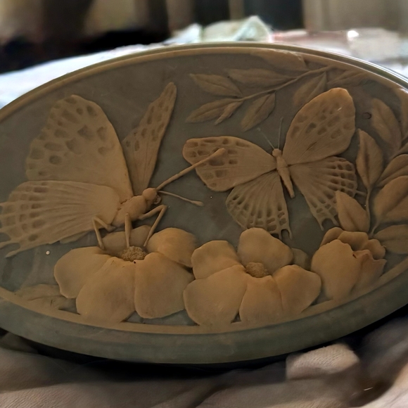 Round Black Storage Box - Picture 2 of 4